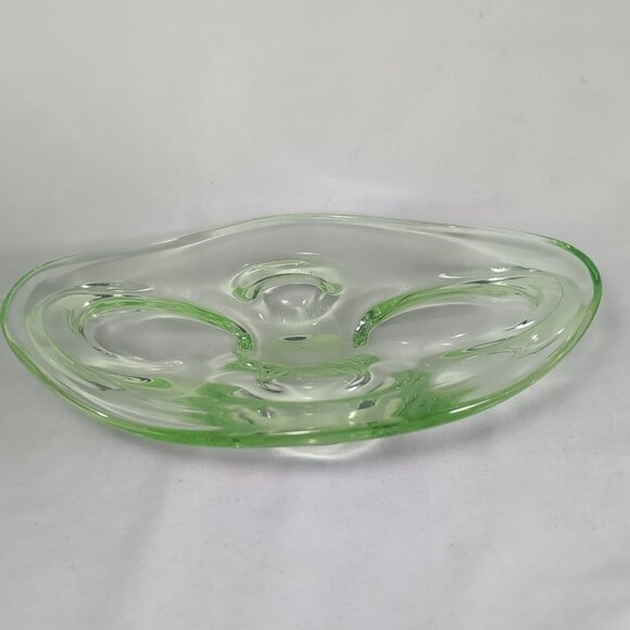 Czech Skrdlovice Uranium Glass Fruit Bowl UV Glow Vaseline Platter 60s Vintage - Picture 11 of 16